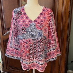 Chico's precious tile kimono sleeve top. Patterned V-Neck, 3/4 in sleeve, NWT